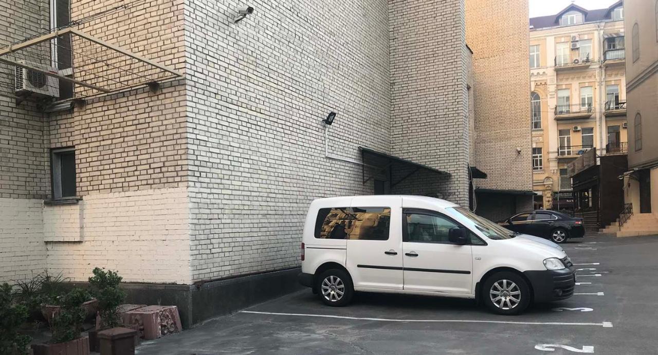 فندق كوزاتسكي كييف المظهر الخارجي الصورة